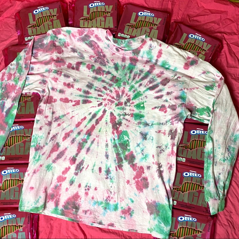 Chromatica tie dye longsleeve